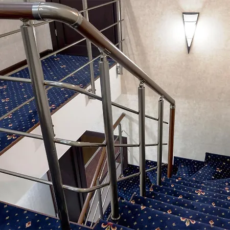 Arcadiasky Hotel *