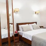 Otel Arcadiasky *